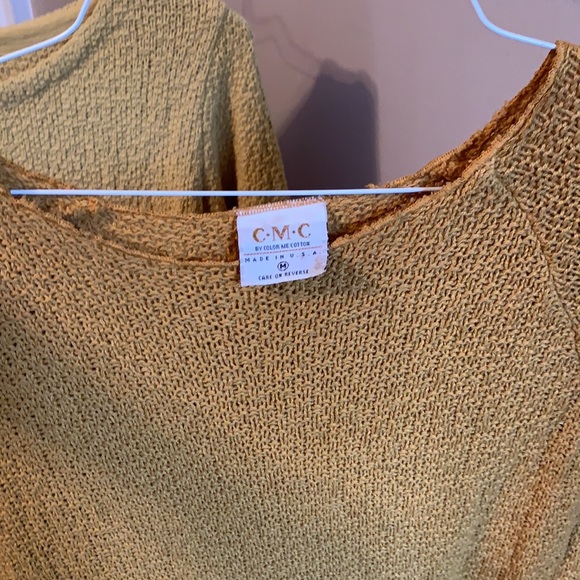 2 knit Sweaters - Picture 2 of 6